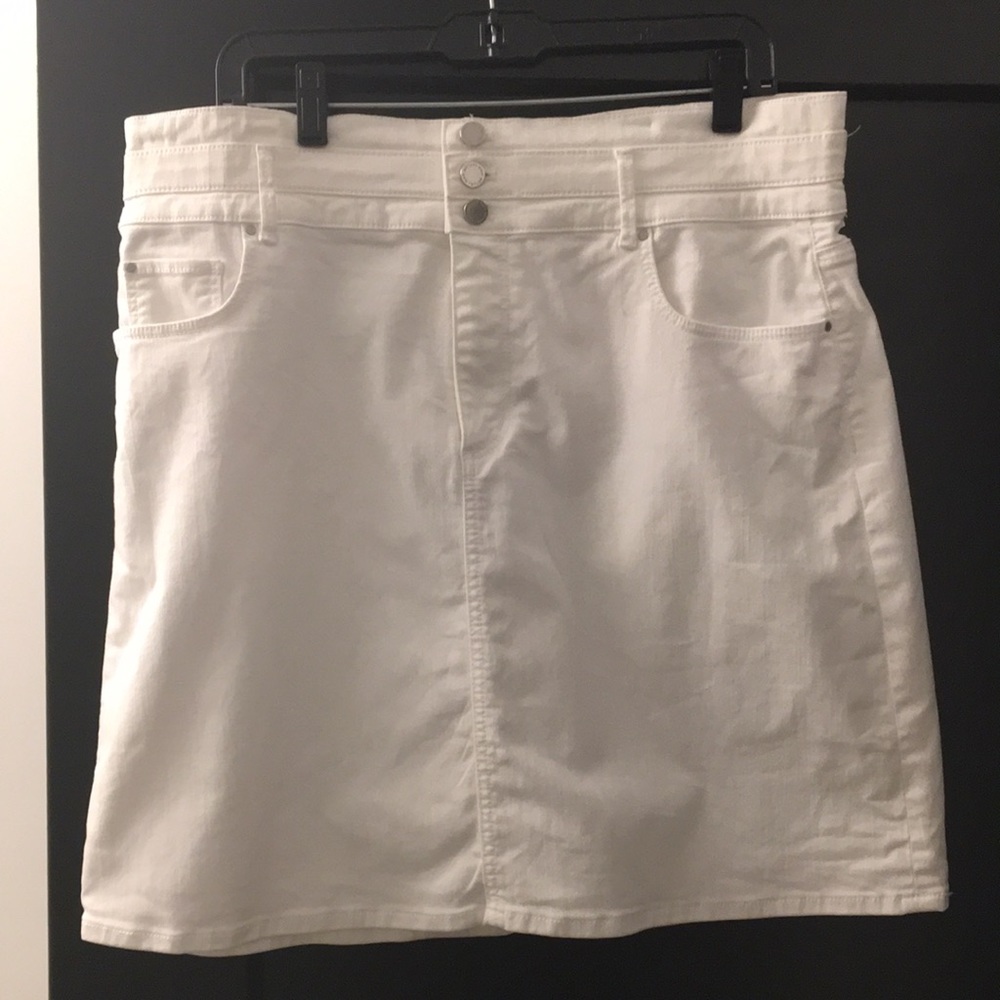 Ann Taylor denim skirt
